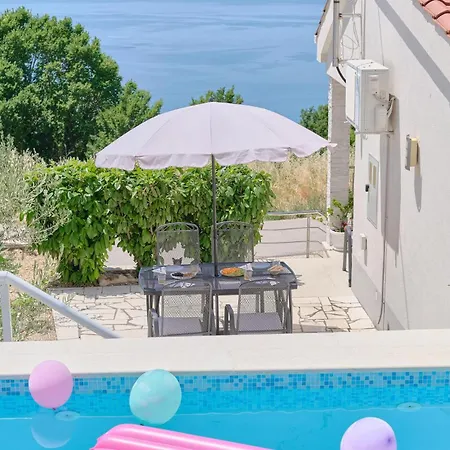Gorgeous In With House Sea View