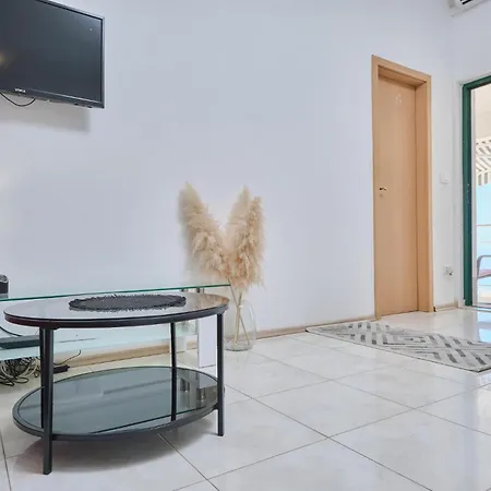 Holiday home Gorgeous In With House Sea View